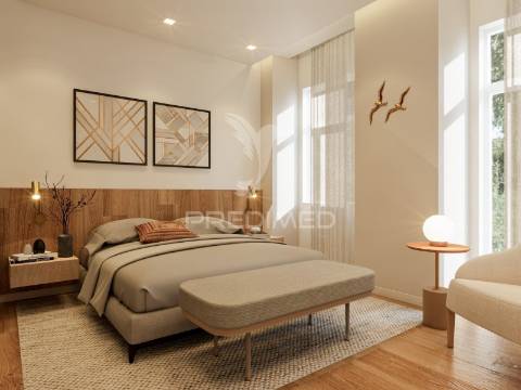 Apartamento t3+1, renovado, com terraço e piscina, a minutos de lisboa!