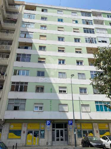 Apartamento t3 agualva - 3 minutos a pé da estação ferrovoário de cacém