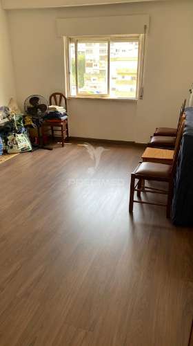 Apartamento t3 agualva - 3 minutos a pé da estação ferrovoário de cacém