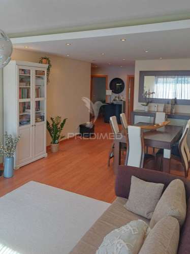 Apartamento t2 em redondos (fernão ferro)