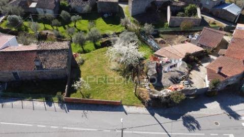 Terreno com viabilidade de construção