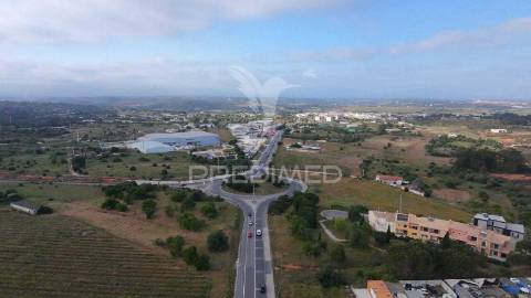 Espaço comercial e industrial de 357m² (duplex) – lagos (parque industrial o infante) pronto para seu negócio