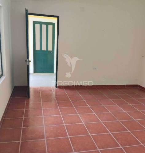 Moradia t3+2 térrea com piscina, glória do ribatejo