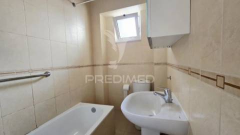 Apartamento t2 no centro de odivelas