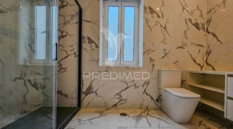 Apartamento t4 +1 no centro de lisboa, picoas