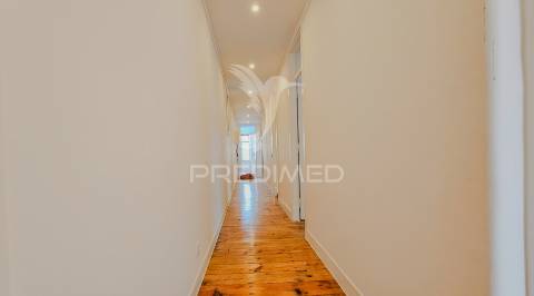 Apartamento t4 +1 no centro de lisboa, picoas