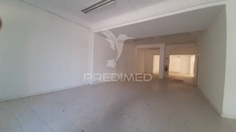 Loja - arrendamento de 337m2 » zona central / baixa –  setúbal