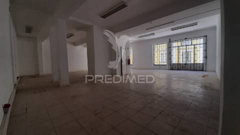 Loja - arrendamento de 337m2 » zona central / baixa –  setúbal