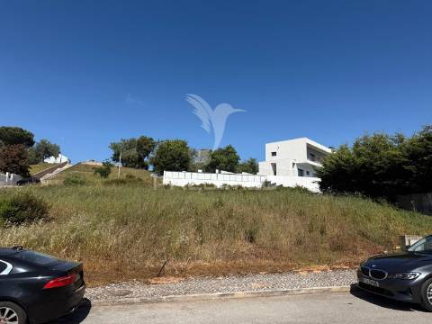 Lote de terreno para construção com 900 m2 para venda em santiago do caçém com projeto aprovado.