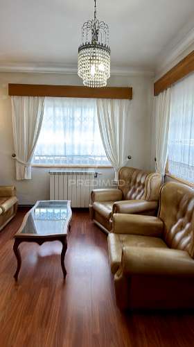 Moradia t4 + office | oliveira do douro | vila nova de gaia
