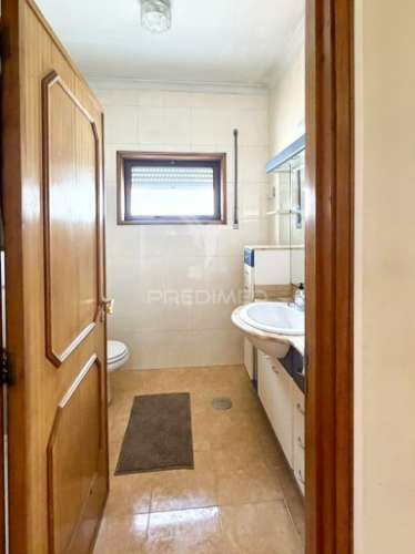 Moradia t4 + office | oliveira do douro | vila nova de gaia