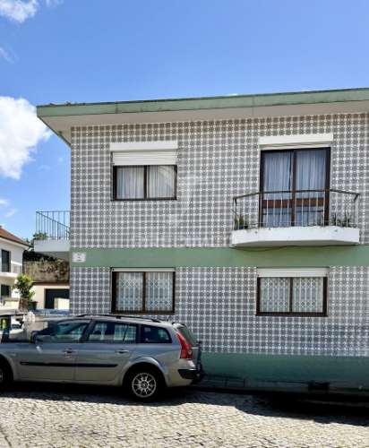 Moradia t4 + office | oliveira do douro | vila nova de gaia