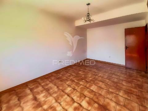 Apartamento t2,verderena,barreiro.