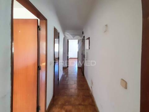 Apartamento t2,verderena,barreiro.