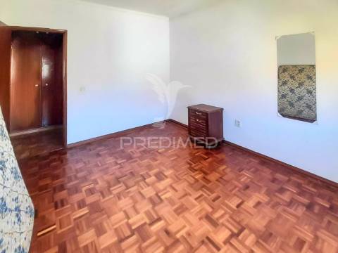 Apartamento t2,verderena,barreiro.