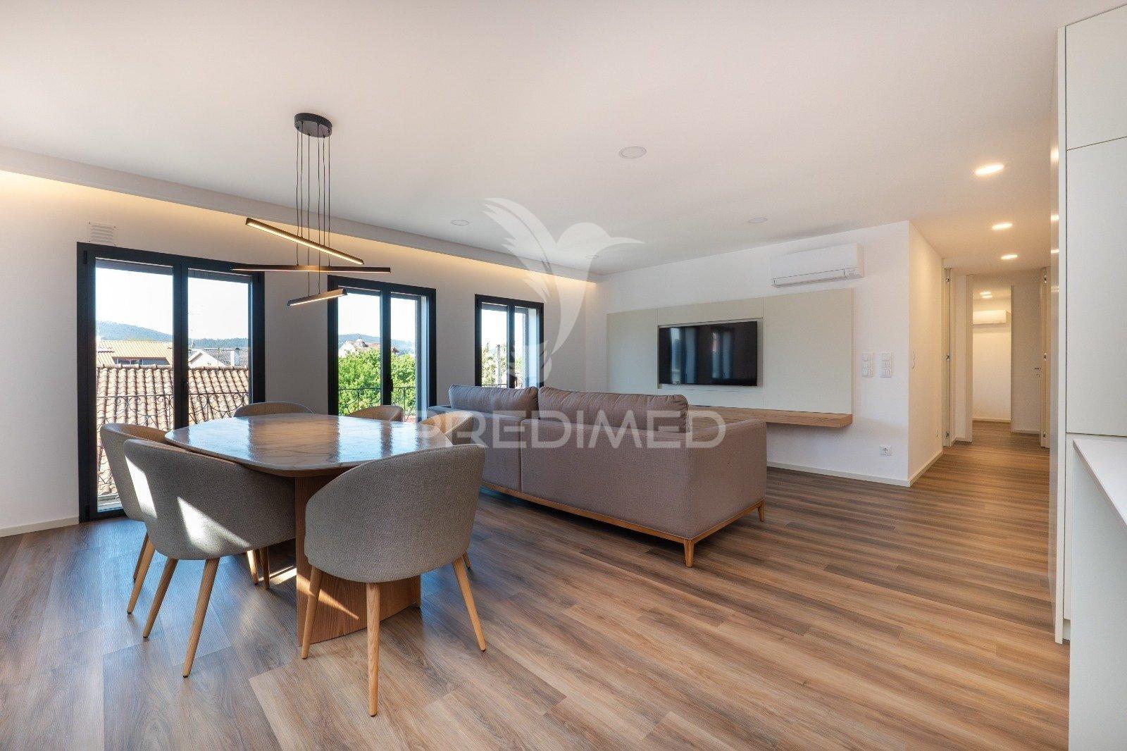 Apartamento t2 novo para arrendamento mobilado e equipado