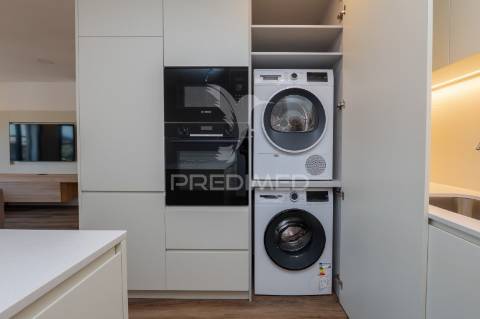 Apartamento t2 novo para arrendamento mobilado e equipado