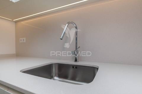 Apartamento t2 novo para arrendamento mobilado e equipado