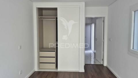 Excelente moradia t3+1 com area exterior.
