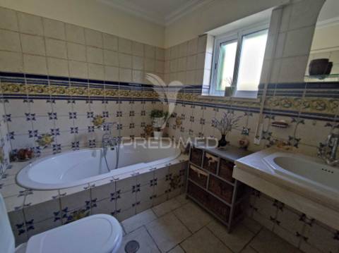 Moradia térrea t4 com piscina aquecida e vista panorâmica — a 15 minutos de pombal