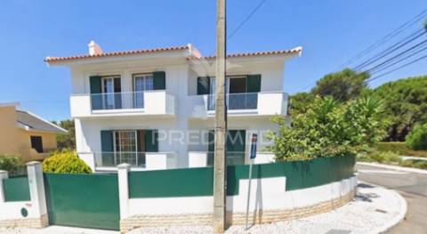 Moradia t4 com piscina em cascais – estoril