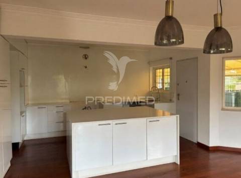 Moradia t4 com piscina em cascais – estoril