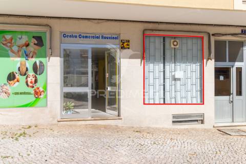 Loja para gabinete no centro do miratejo