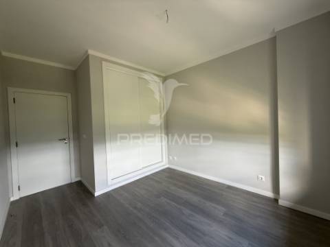Apartamento t3 com garagem - torres novas