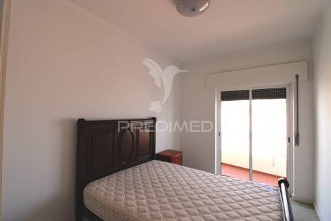 T3 remodelado para arrendamento anual, portimão