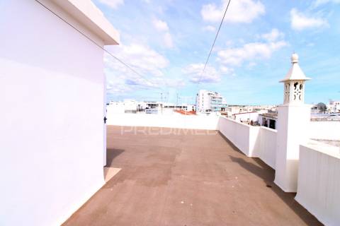 T3 remodelado para arrendamento anual, portimão
