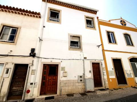 Moradia t3 no centro de tomar