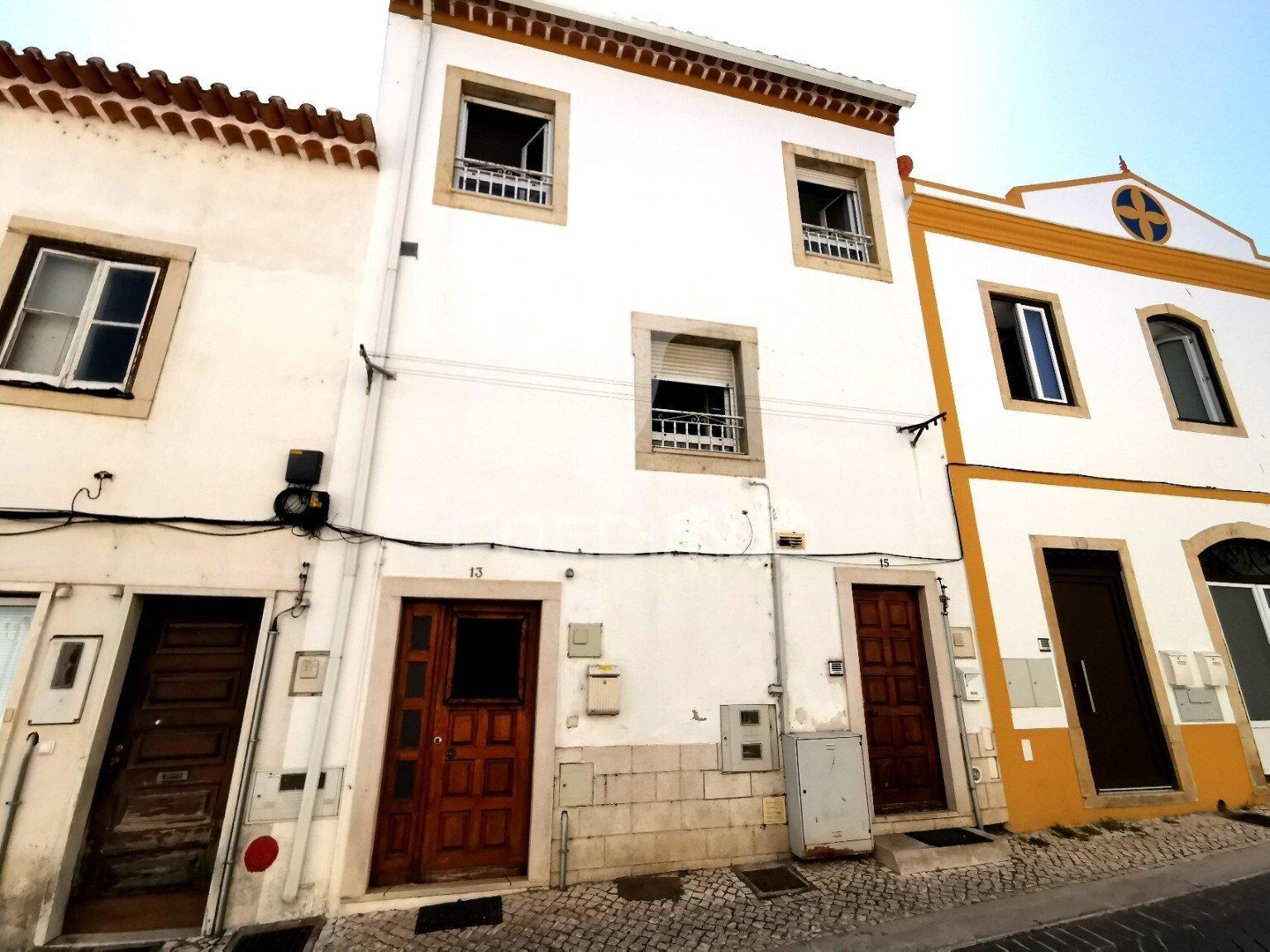 Moradia t3 no centro de tomar