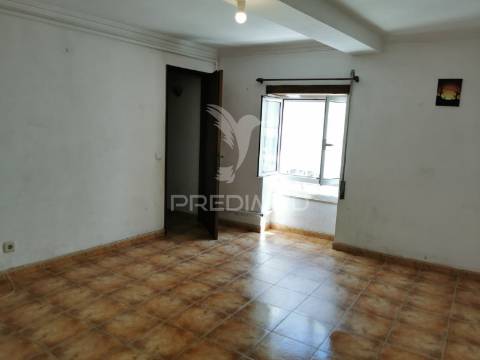 Moradia t3 no centro de tomar