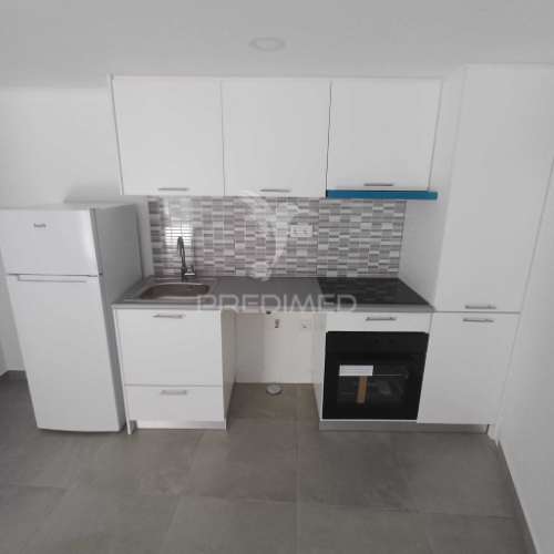 Moradia t0 com mezanine totalmente renovada - cartaxo