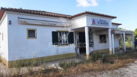 "quintinha" com elevado potencial de 3.437m2 em mil brejos batão – torrão – alcácer do sal