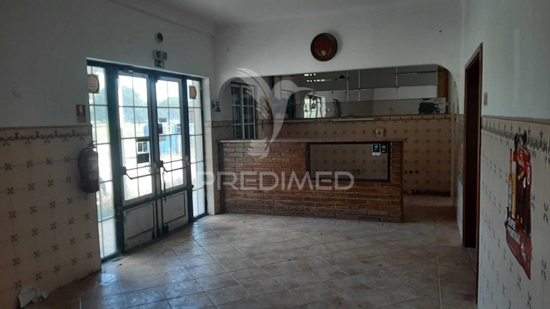 "quintinha" com elevado potencial de 3.437m2 em mil brejos batão – torrão – alcácer do sal