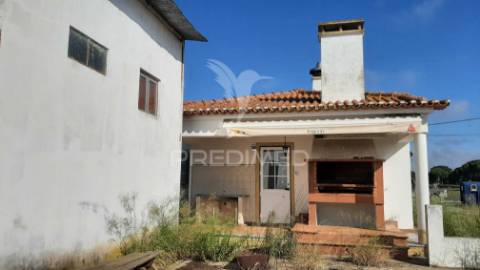 "quintinha" com elevado potencial de 3.437m2 em mil brejos batão – torrão – alcácer do sal