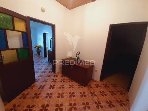 Moradia t2+1 alfundão