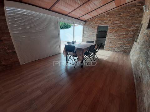 Moradia t2+1 alfundão