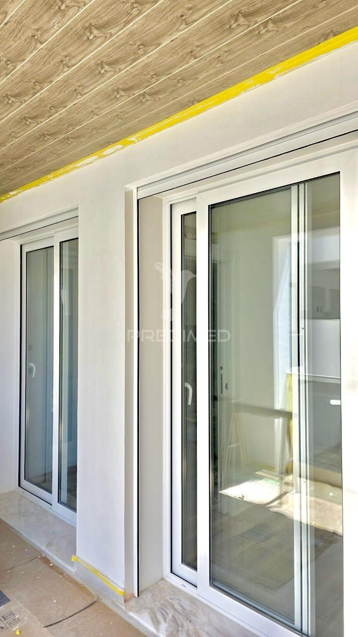 Apartamento t2 remodelado na nazaré para comprar.