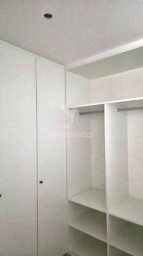 Apartamento t2 remodelado na nazaré para comprar.