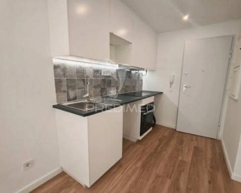 Apartamento t2 na amadora - água livres