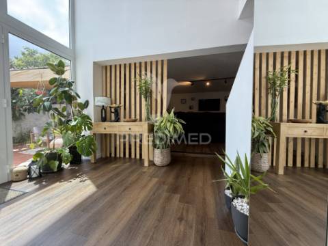 Moradia t4 no centro de arneiro das milhariças – santarém