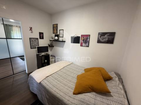 Moradia t4 no centro de arneiro das milhariças – santarém