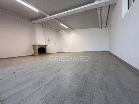 Moradia t3 com terreno e poço casével - santarém