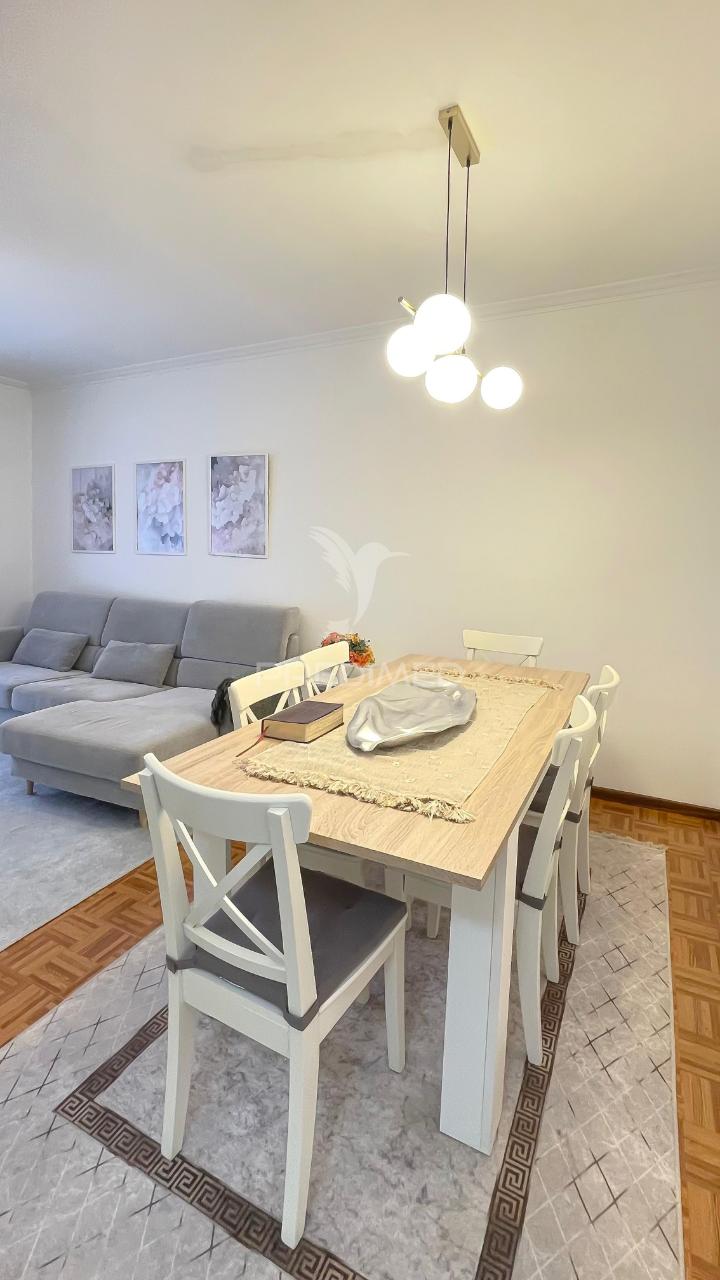 Vende-se t2 em valpedre - penafiel