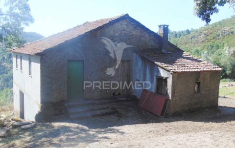 Quintinha p/ recuperar em torgueda - vila real
