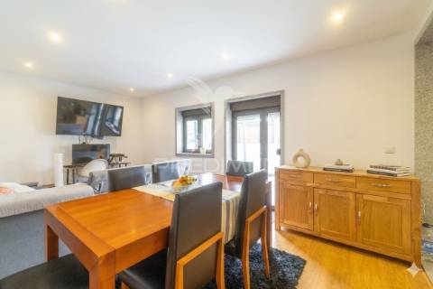 Apartamento t2 em gaia, na soares dos reis - rua alfredo keil