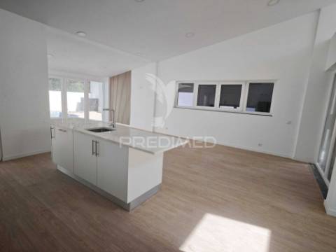 Moradia t3 térrea com piscina no alto do índio – sobreda