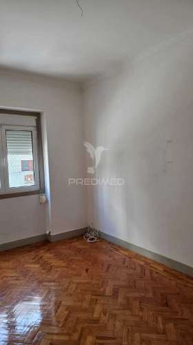 Apartamento t3 em alcobaça para compra